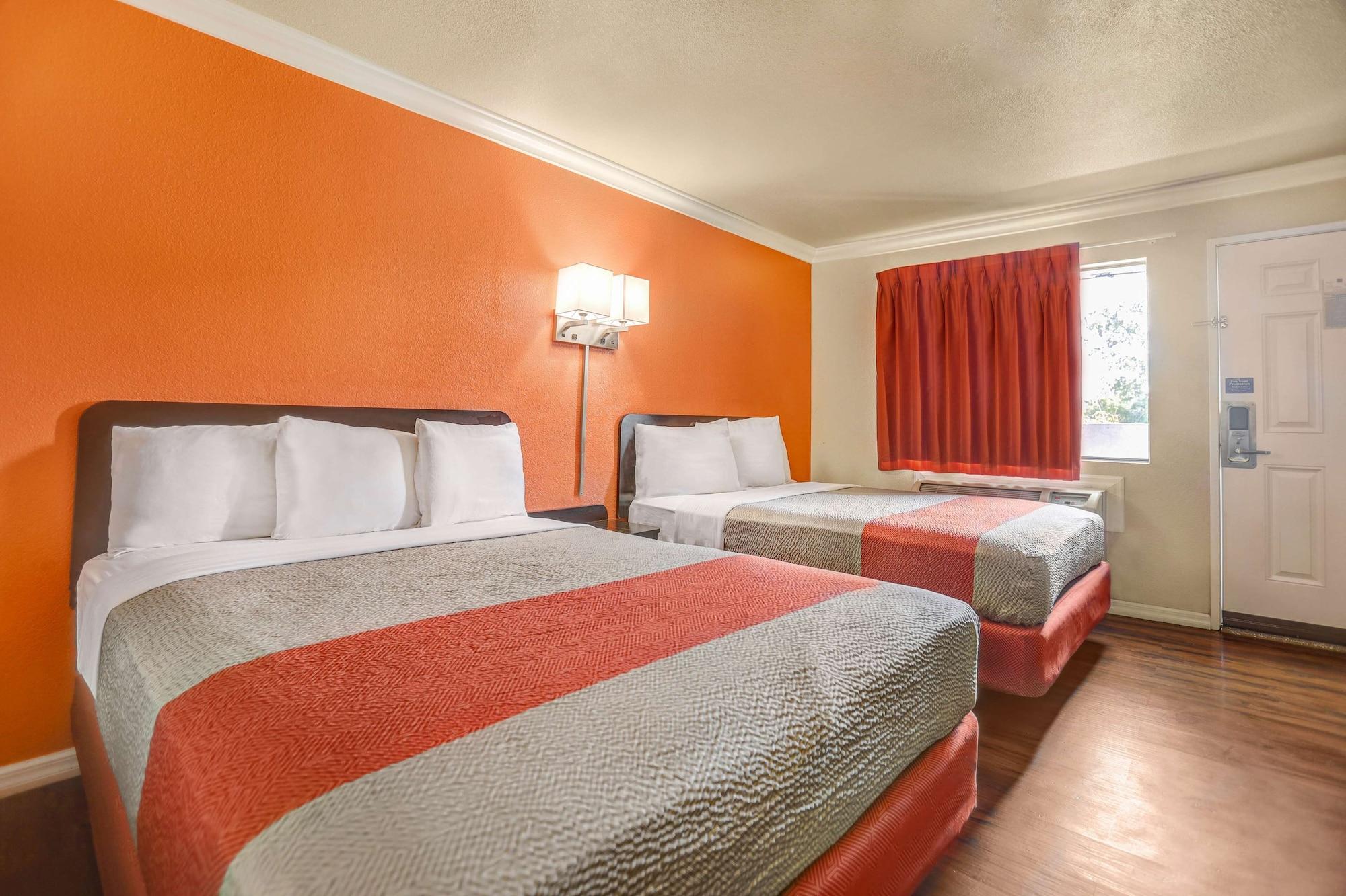 6-fresno, Ca - Belmont Ave 3*